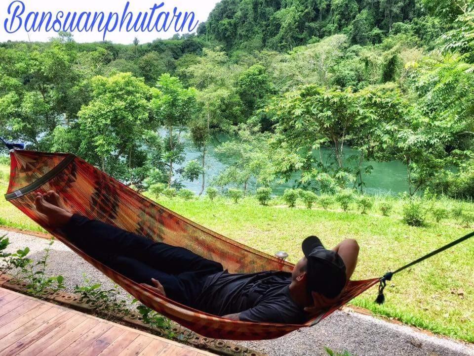 Hotel Bansuanphutarn à Ban Pha Saeng Lang Extérieur photo