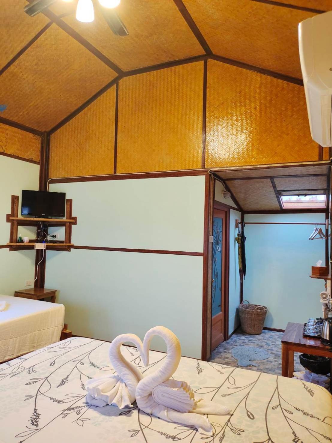 Hotel Bansuanphutarn à Ban Pha Saeng Lang Extérieur photo