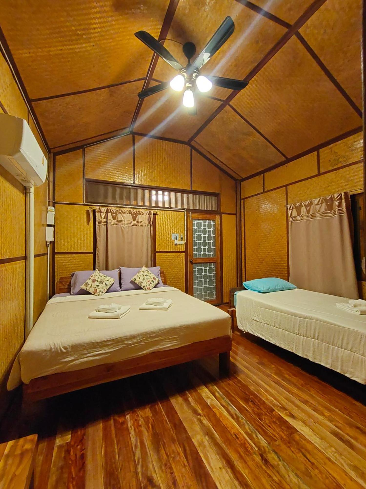 Hotel Bansuanphutarn à Ban Pha Saeng Lang Extérieur photo