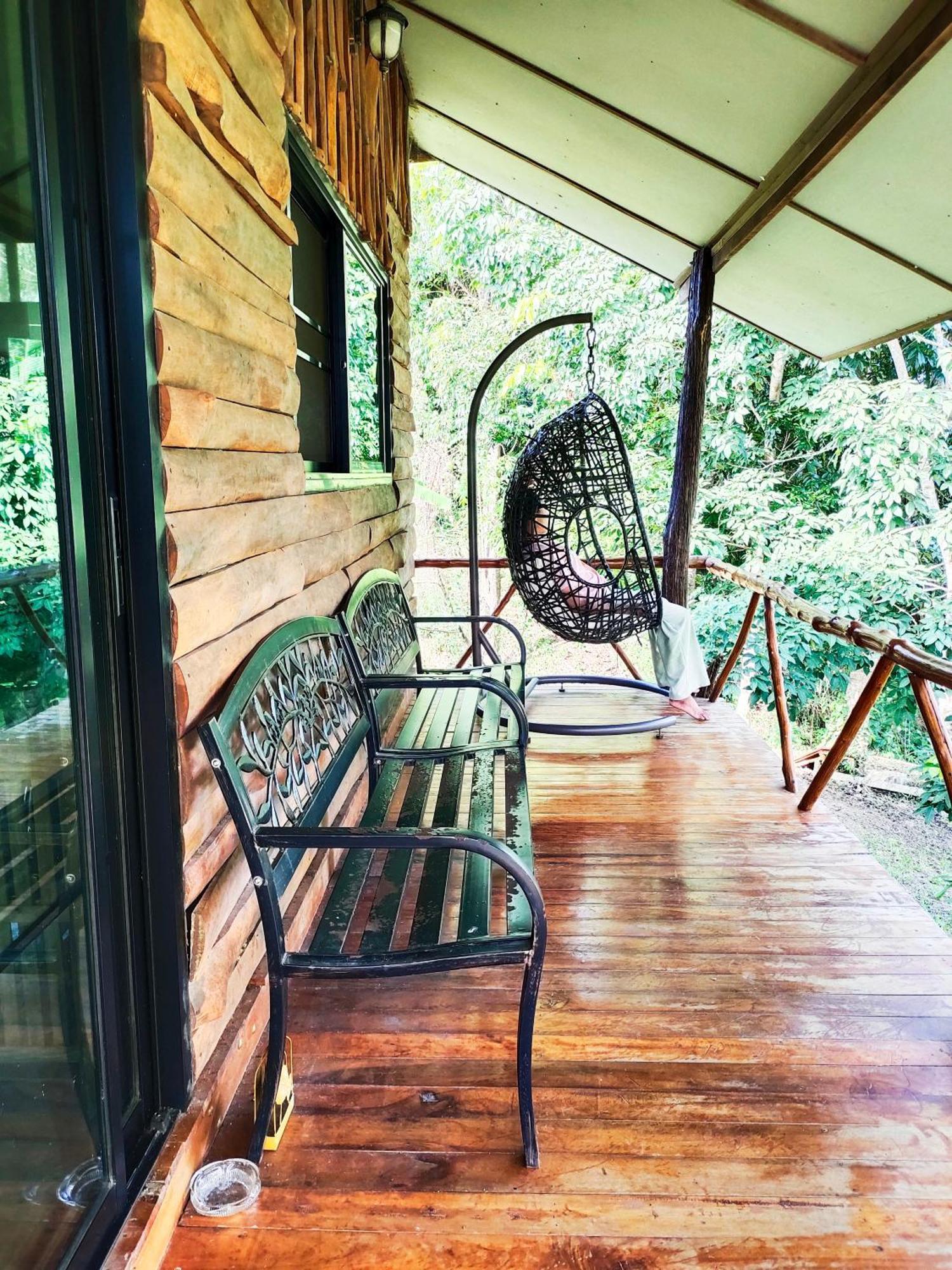 Hotel Bansuanphutarn à Ban Pha Saeng Lang Extérieur photo