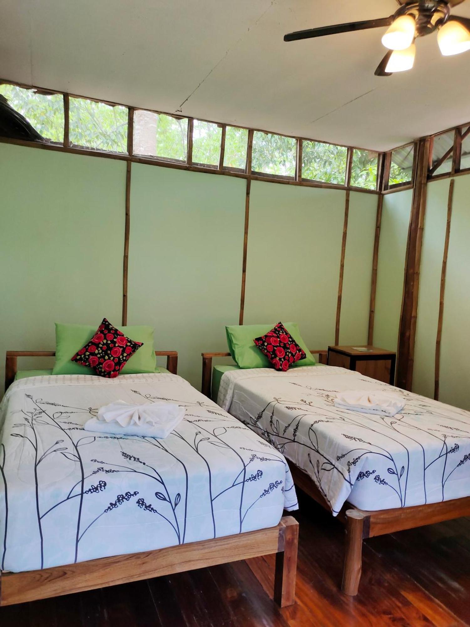 Hotel Bansuanphutarn à Ban Pha Saeng Lang Extérieur photo
